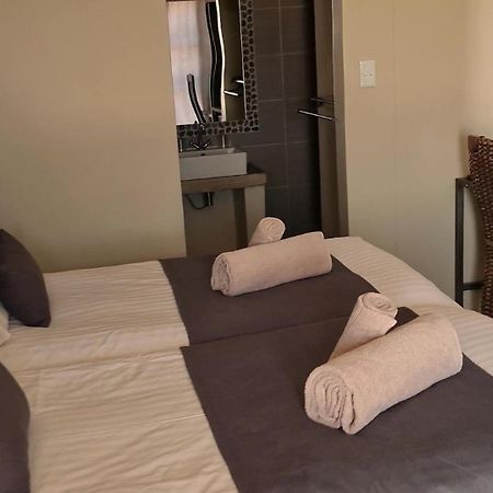 Opuwo Country Lodge Bilik gambar