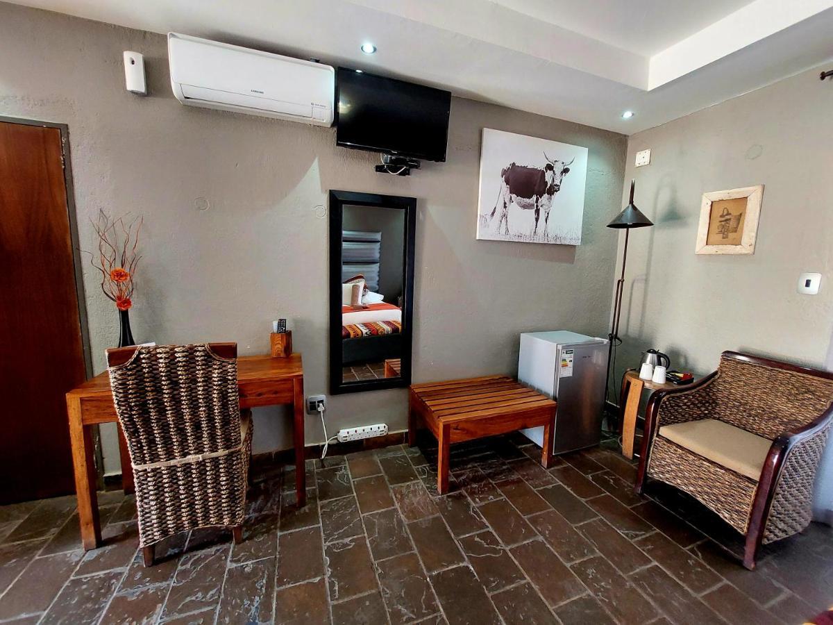 Opuwo Country Lodge Luaran gambar