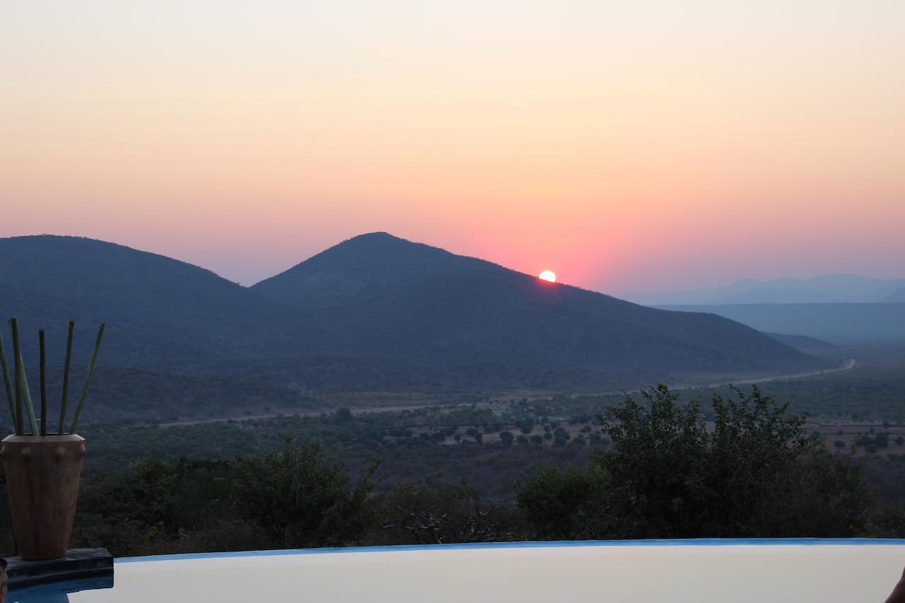 Opuwo Country Lodge Luaran gambar